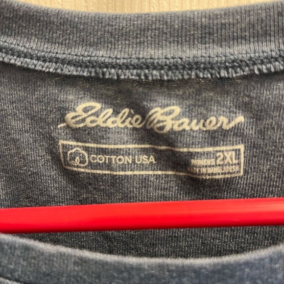 Eddie Bauer tshirt blue - Picture 2 of 2